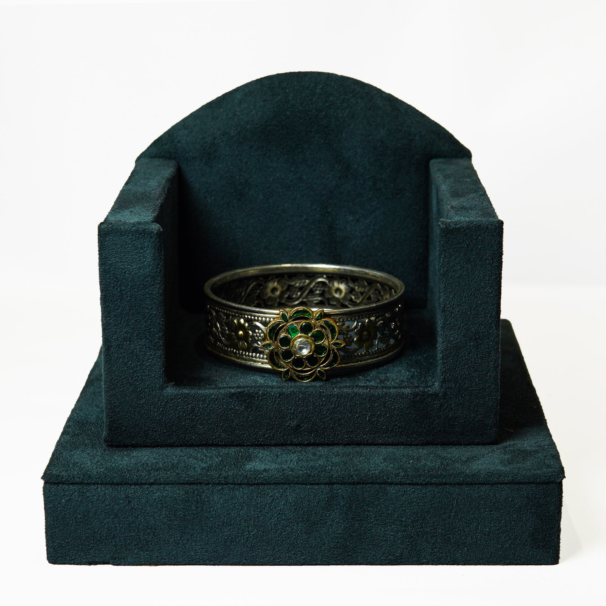 The Royal Emerald Meenakari bangle