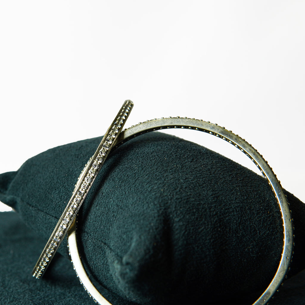 The infinite Silver Shimmer Bangle