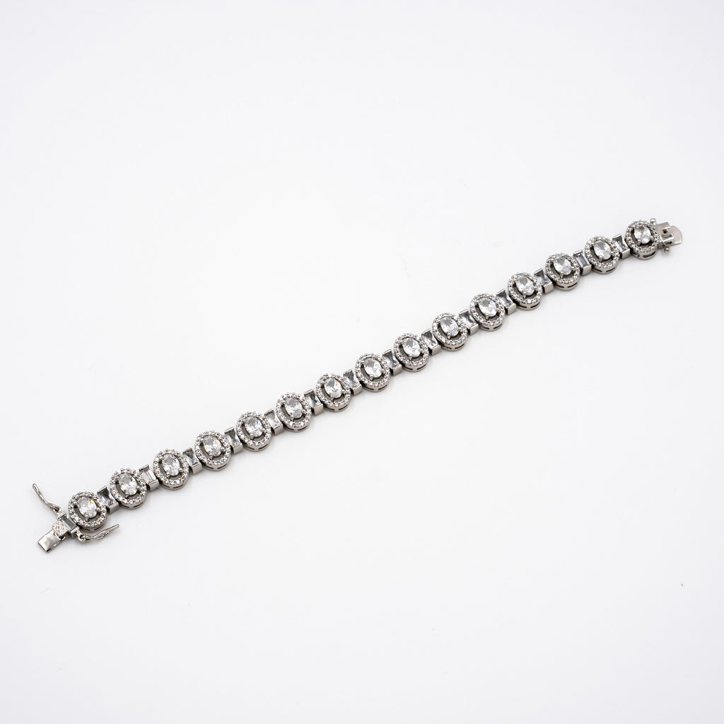 Infinite Glitz Oval Bracelet