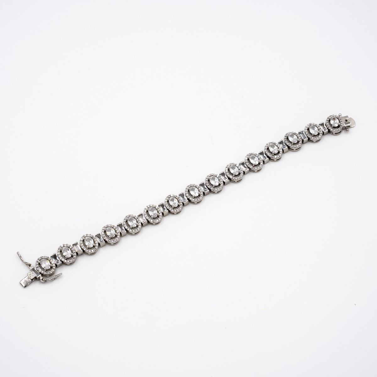 Infinite Glitz Oval Bracelet