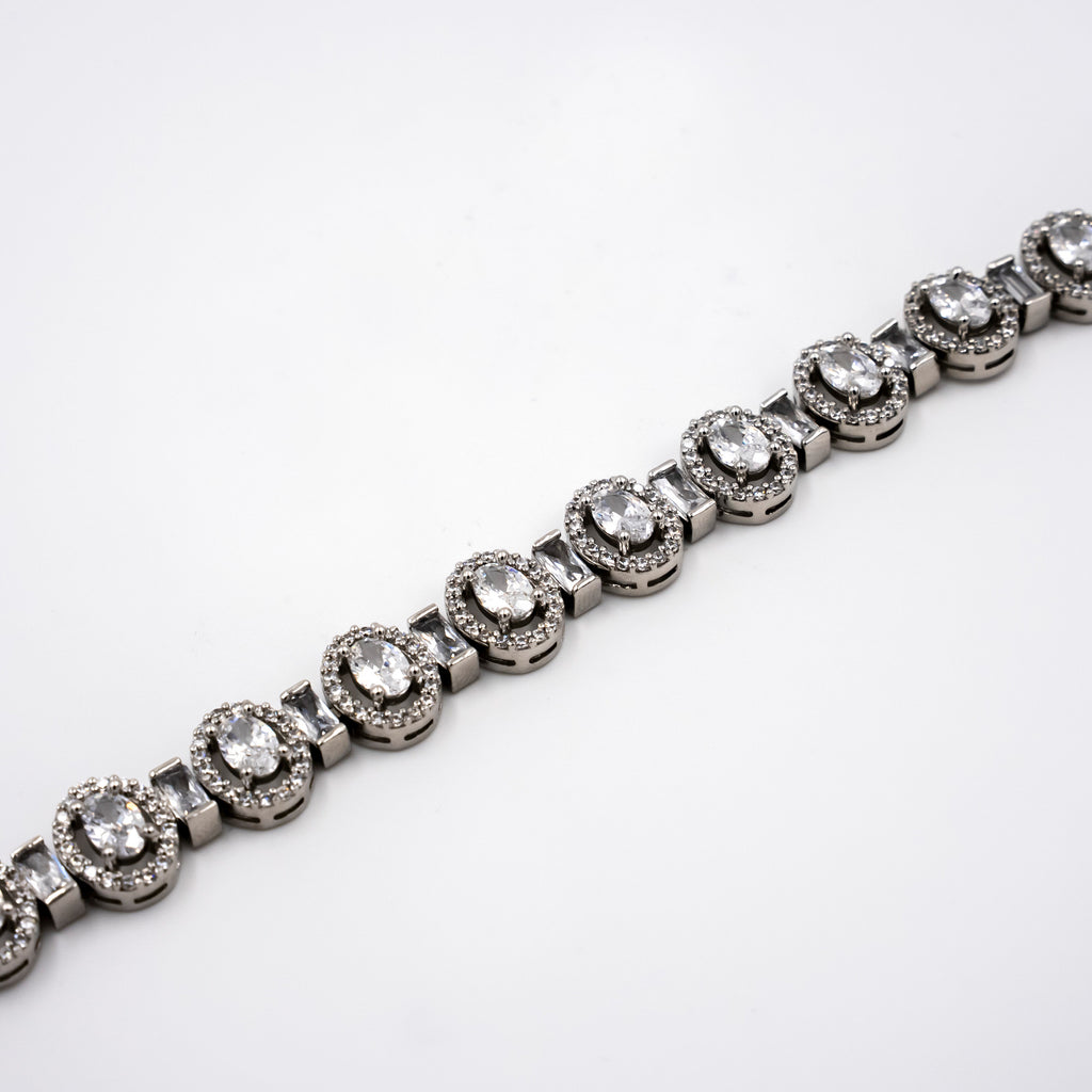 Infinite Glitz Oval Bracelet