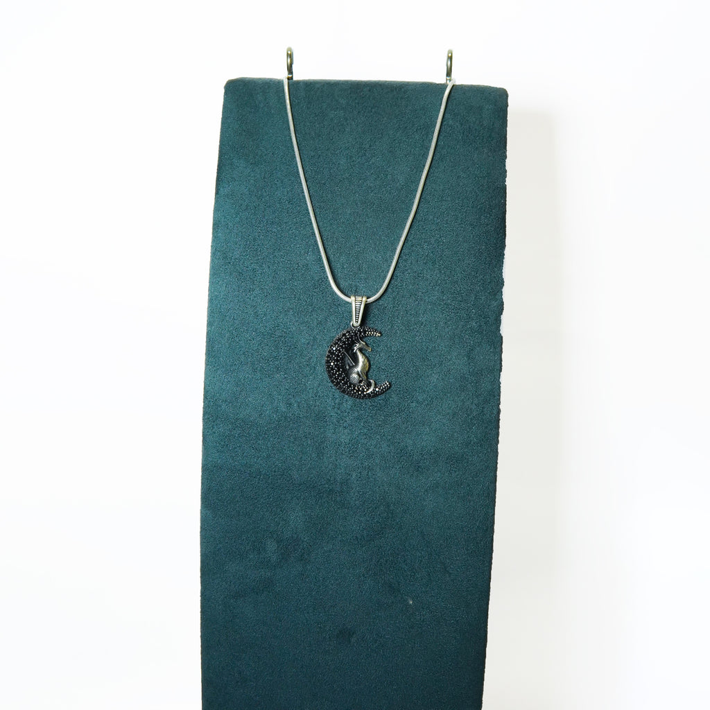 Silver Lunar Gaurdian Pendant