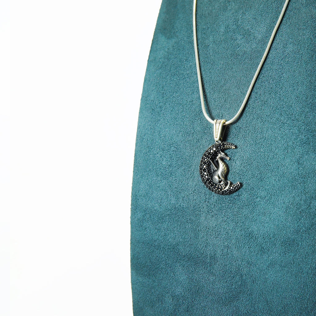 Silver Lunar Gaurdian Pendant