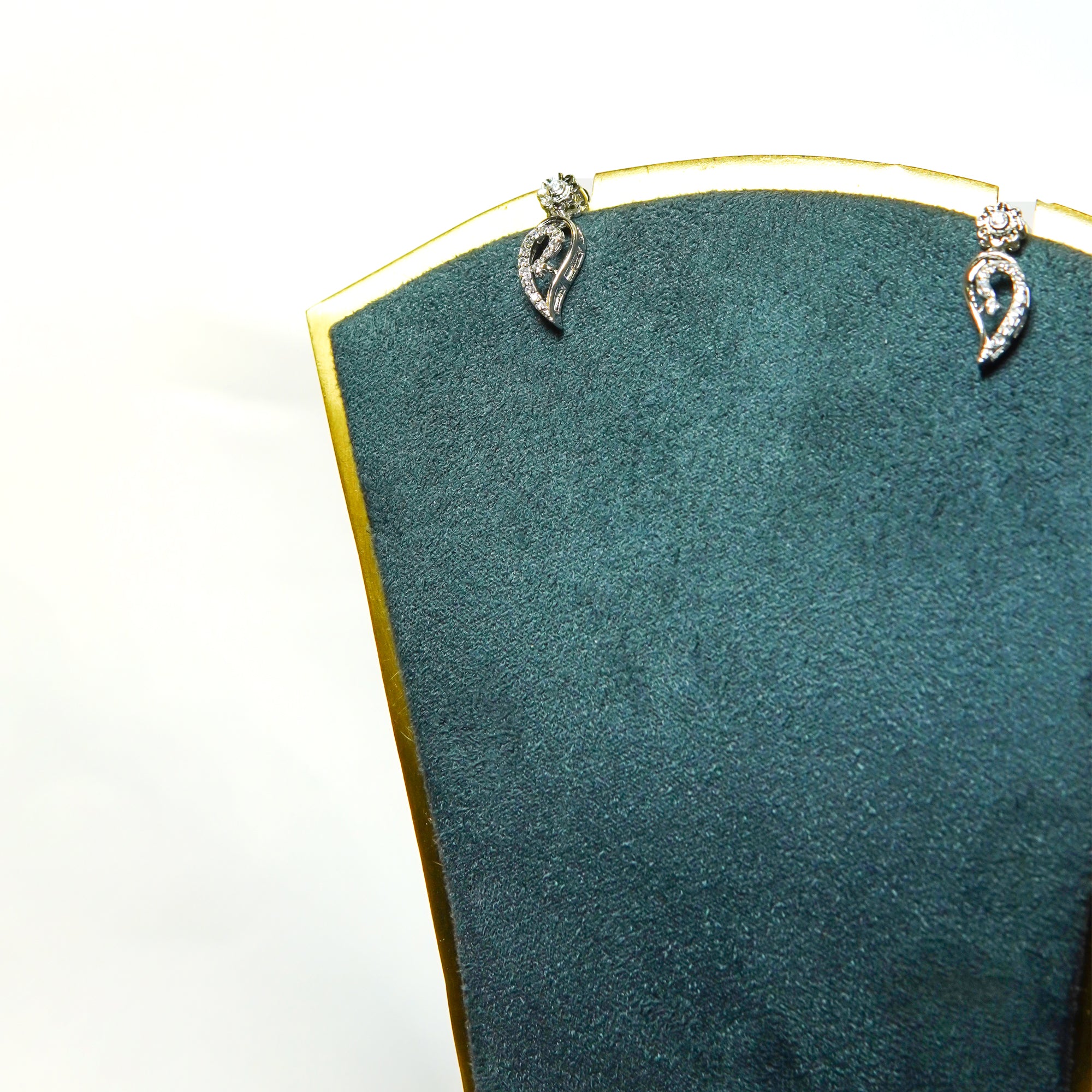Silver Frost & Crystal Neaclace Set