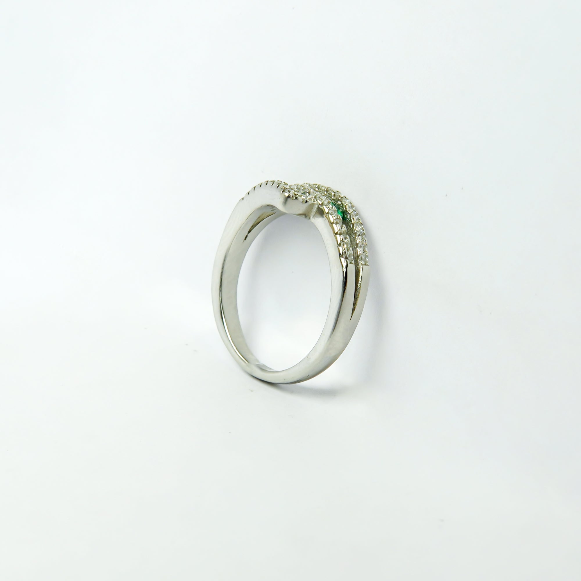 Brilliant Green Silver Ring