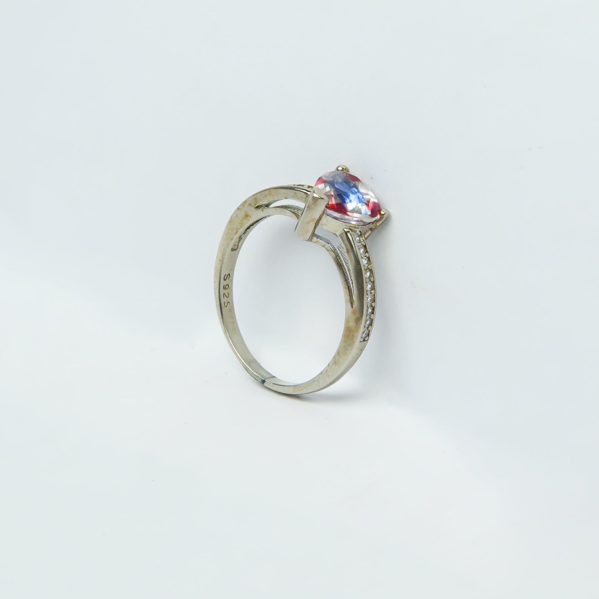 Cheerful Heart Stone Silver RIng