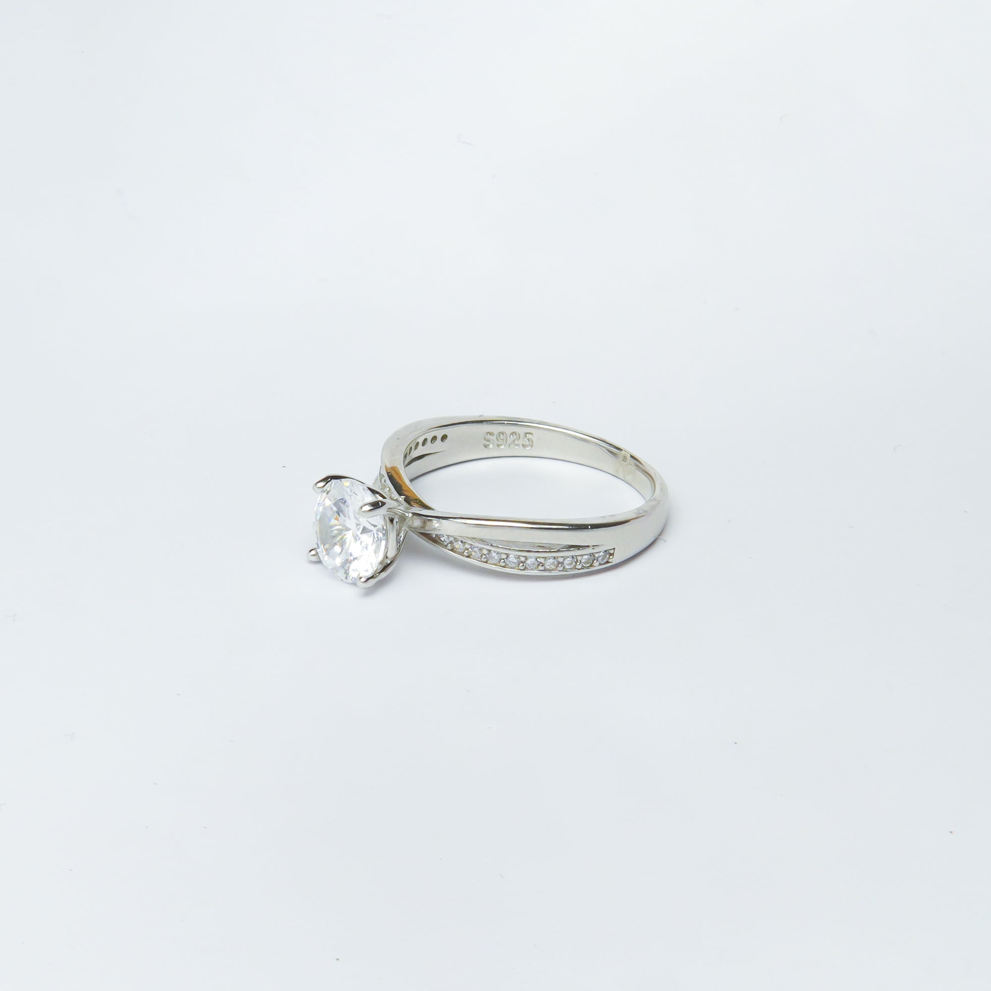 Shimmering Solitaire RIng