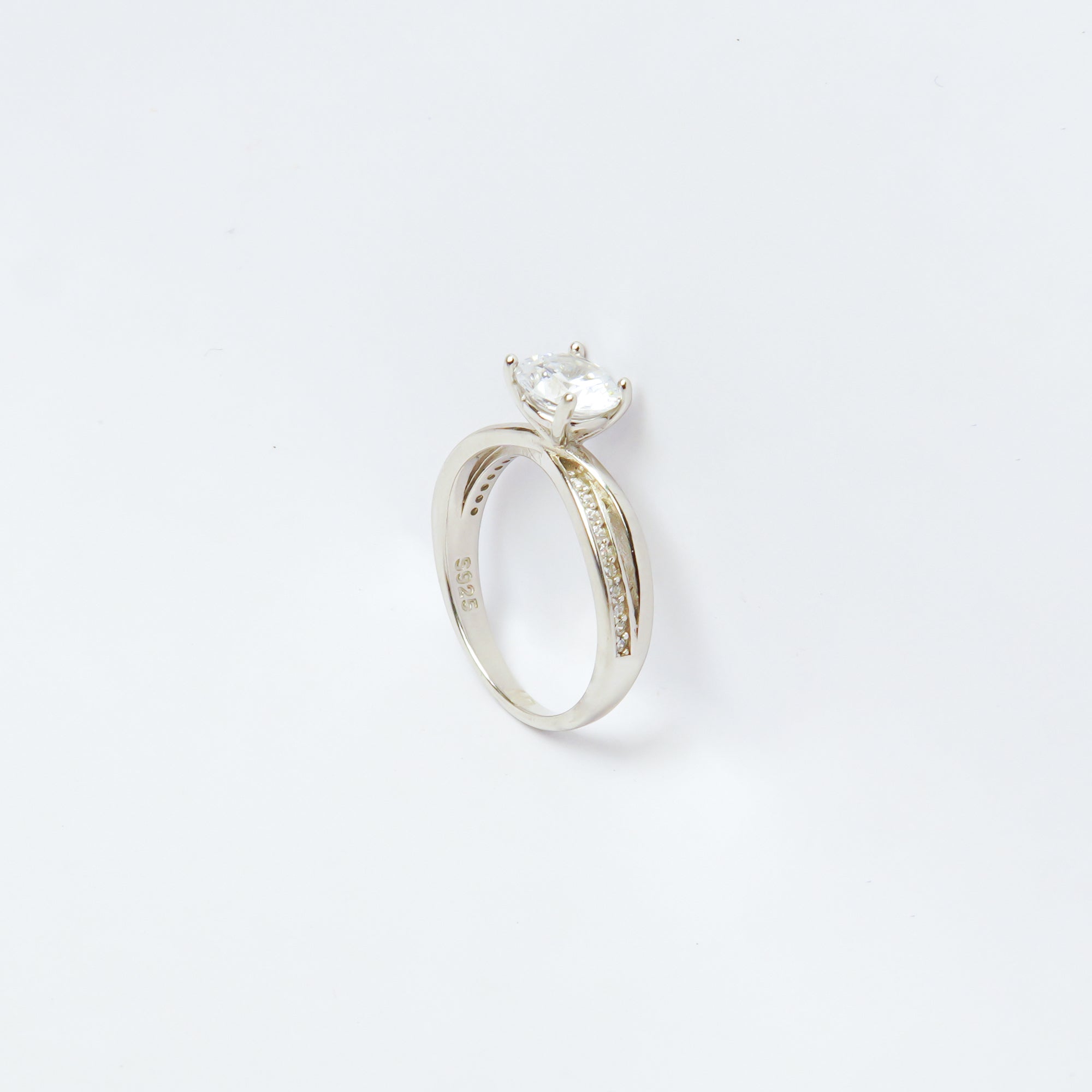 Shimmering Solitaire RIng