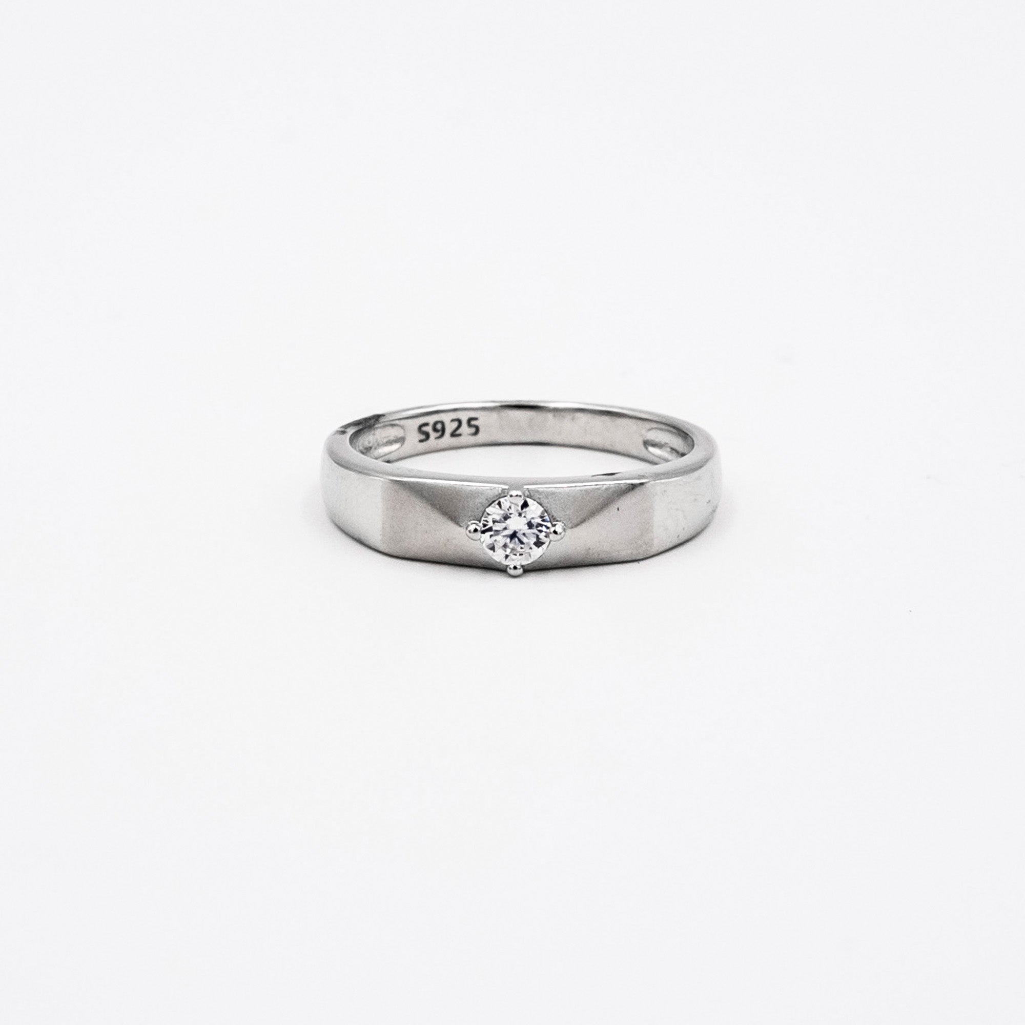The Horizon Silver Ring